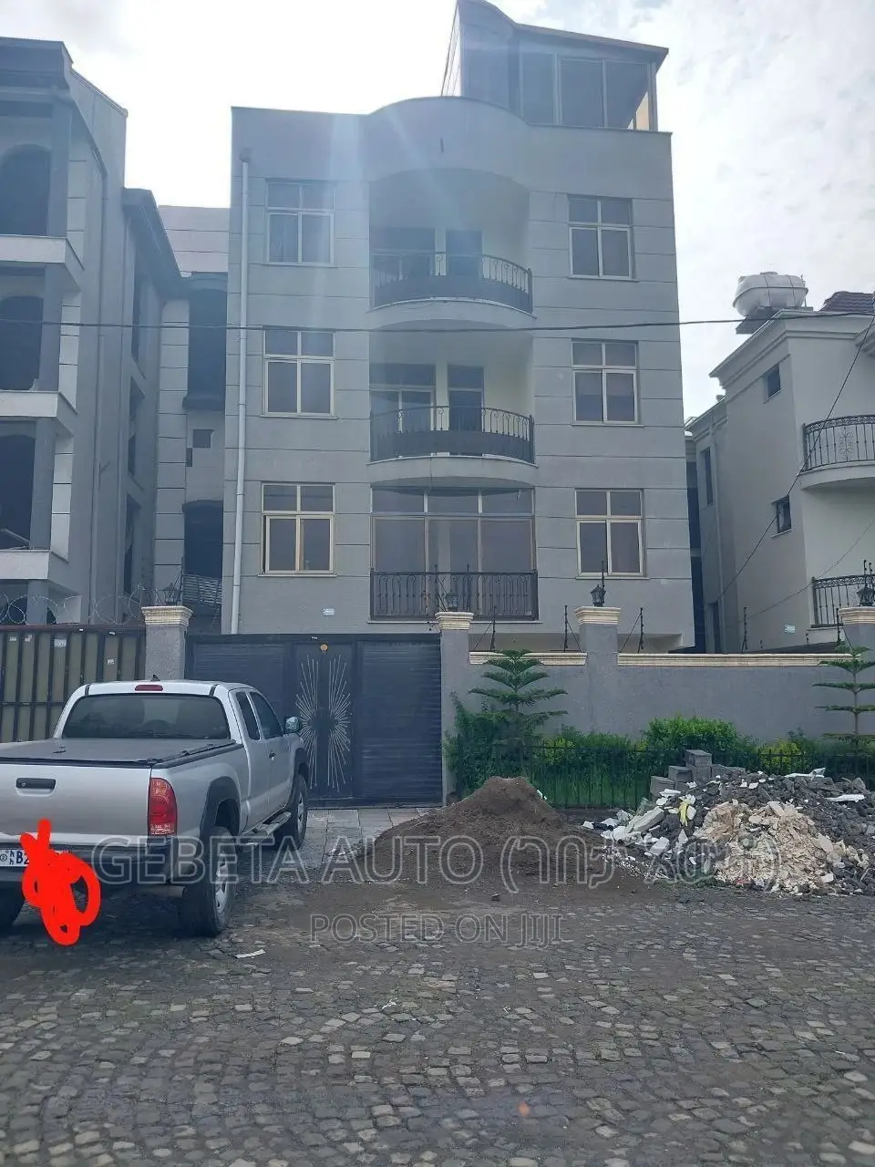 Furnished 4bdrm Villa in Yoni, Bole for sale