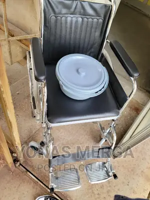 Wheelchair Frame Material Aluminium Seat Width 17 Inches