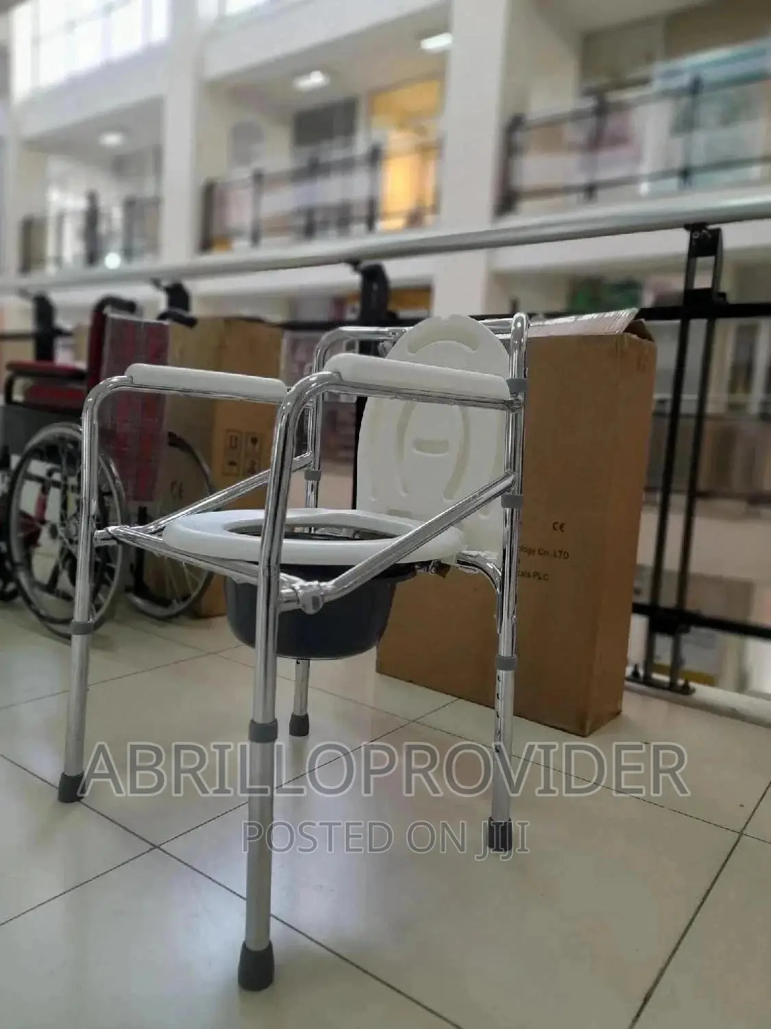 Medical Chair/Hospital Chair/Foldable Chair/Eldery Chair/