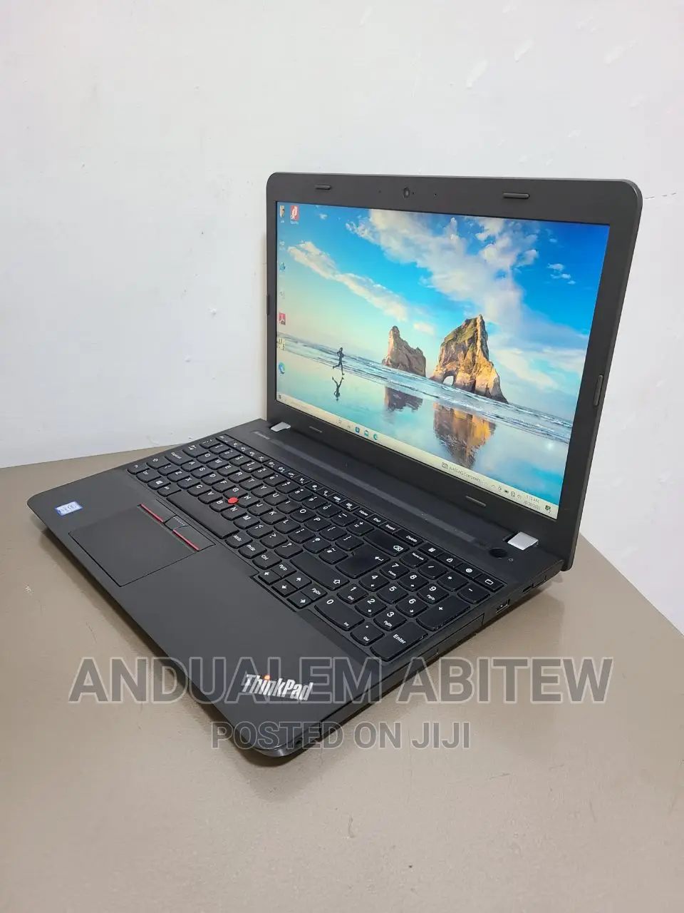 New Laptop Lenovo ThinkPad E570 4GB Intel Core I5 SSHD (Hybrid) 1T