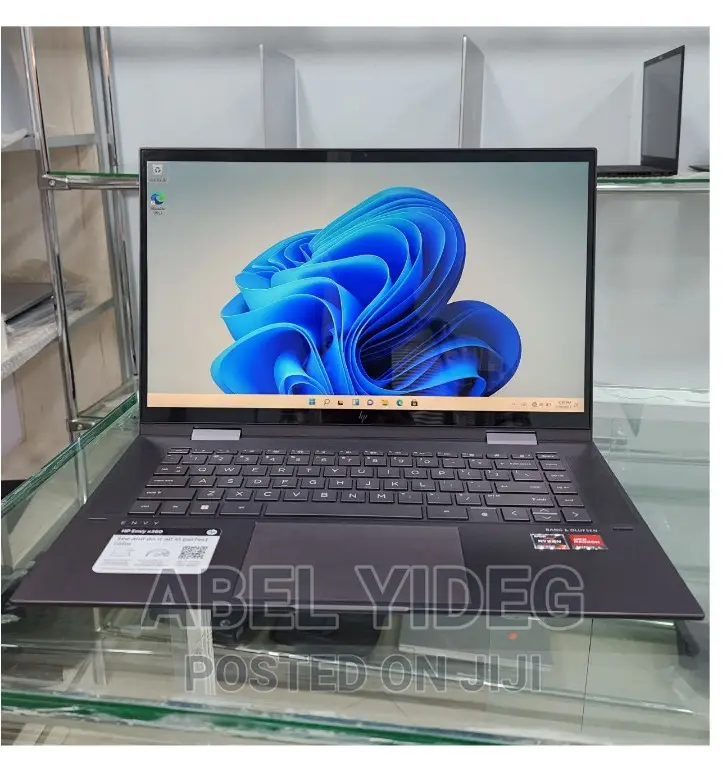 New Laptop HP Envy X360 16GB AMD Ryzen 7 SSD 512GB