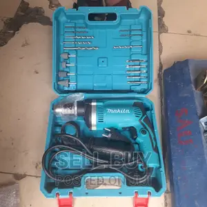 Makita Drill 710w With Full Accessory