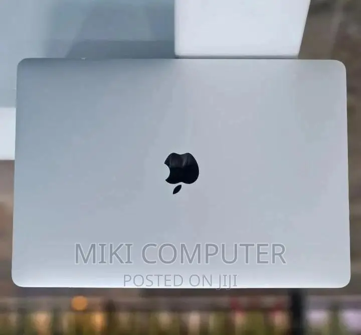 New Laptop Apple MacBook Air 2020 8GB Intel Core i5 SSD 512GB