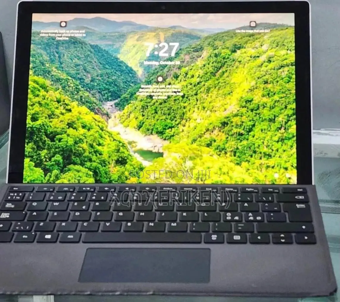 New Laptop Microsoft Surface Pro 7 4GB Intel Core i3 SSD 128GB
