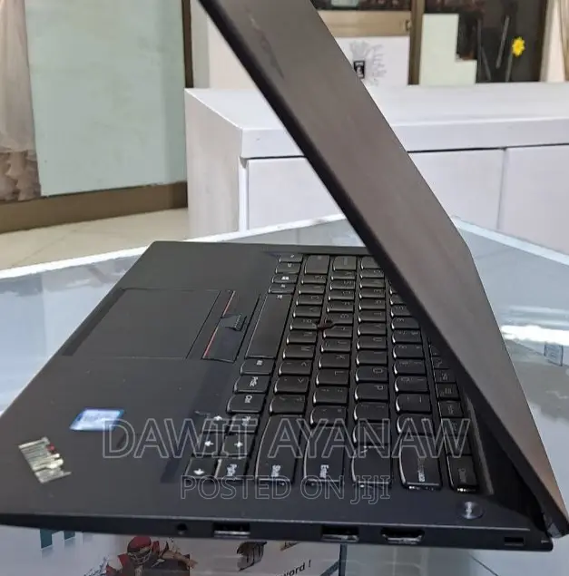 New Laptop Lenovo 8GB Intel Core I5 SSD 512GB