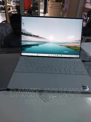 New Laptop Dell XPS 13 16GB Intel Core I7 SSD 1T