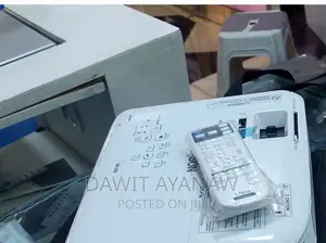 Epson Projector EB-S05