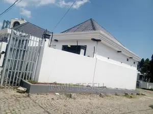 Furnished 3bdrm Villa in Wosene, Yeka for sale