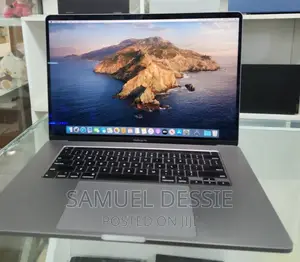 New Laptop Apple MacBook Pro 2017 16GB Intel Core I7 SSD 256GB
