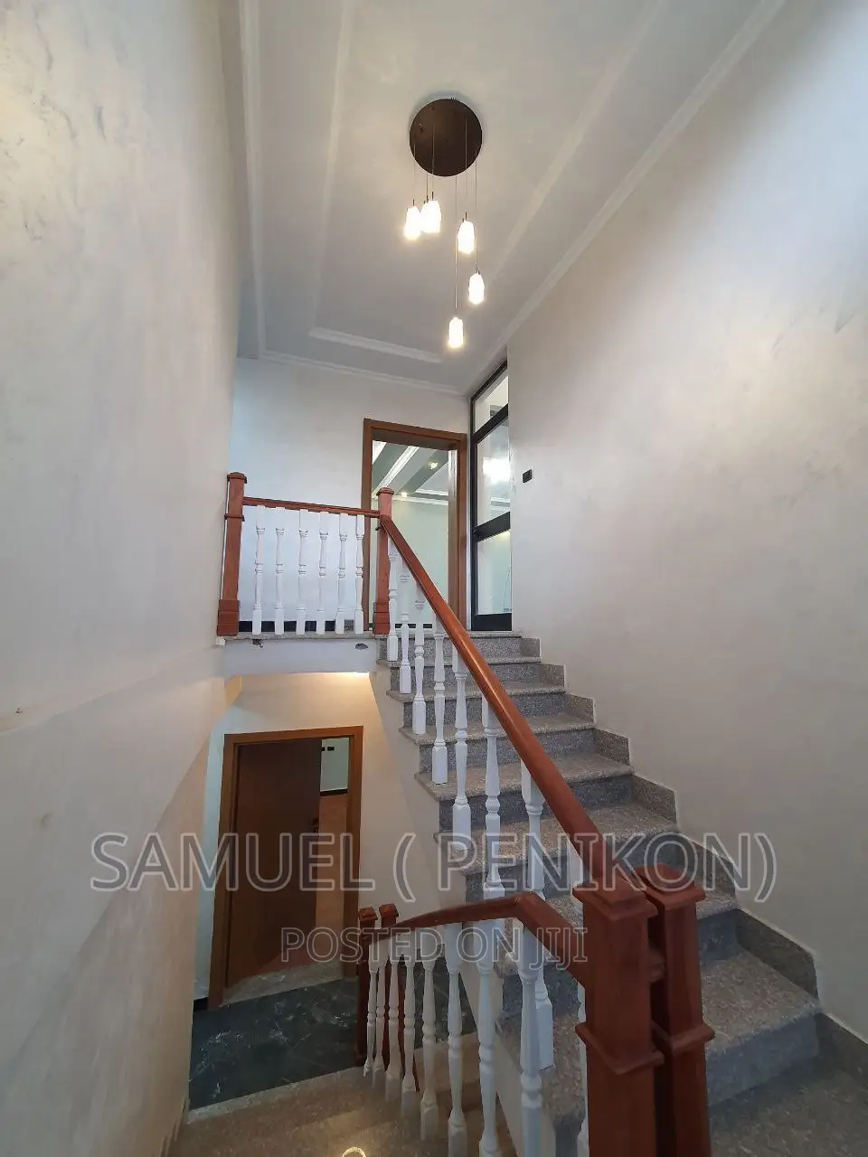 7bdrm House in Lexury House, Yeka for sale