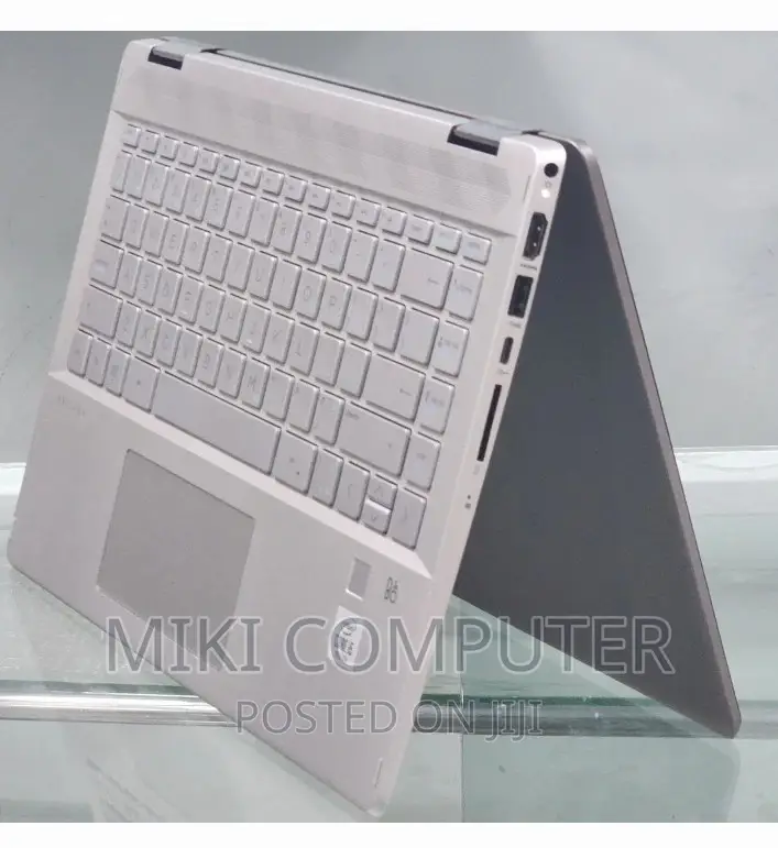 New Laptop HP Pavilion 15 8GB Intel Core I5 SSD 256GB
