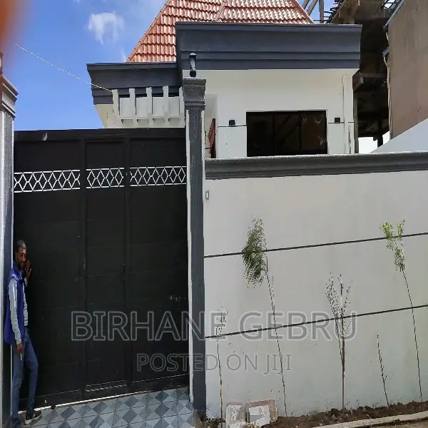 3bdrm Villa in Villa, Bole for rent