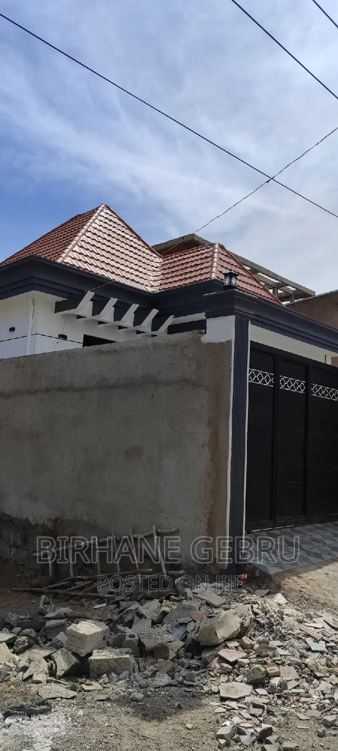 3bdrm Villa in Villa, Bole for rent