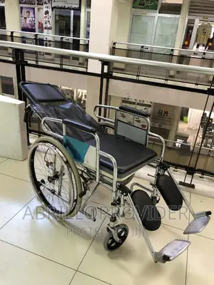 Almost New Reclining Wheelchair/Wheelchair/Wheelchair*Commod