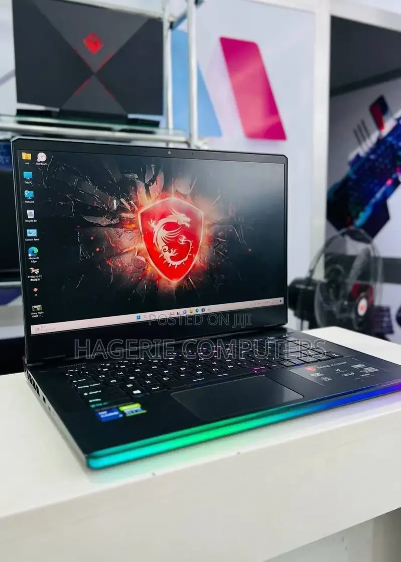 New Laptop MSI GE66 Raider 32GB Intel Core I7 SSD 1T