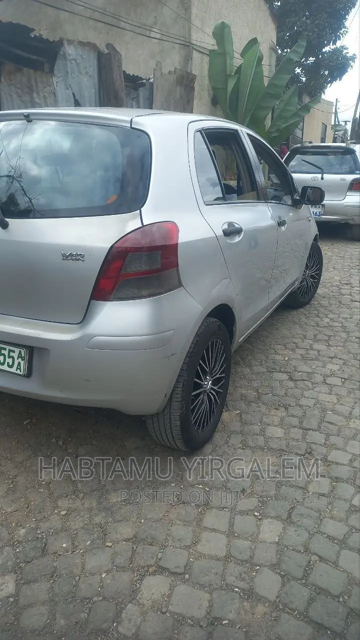 Toyota Yaris 2006 Silver