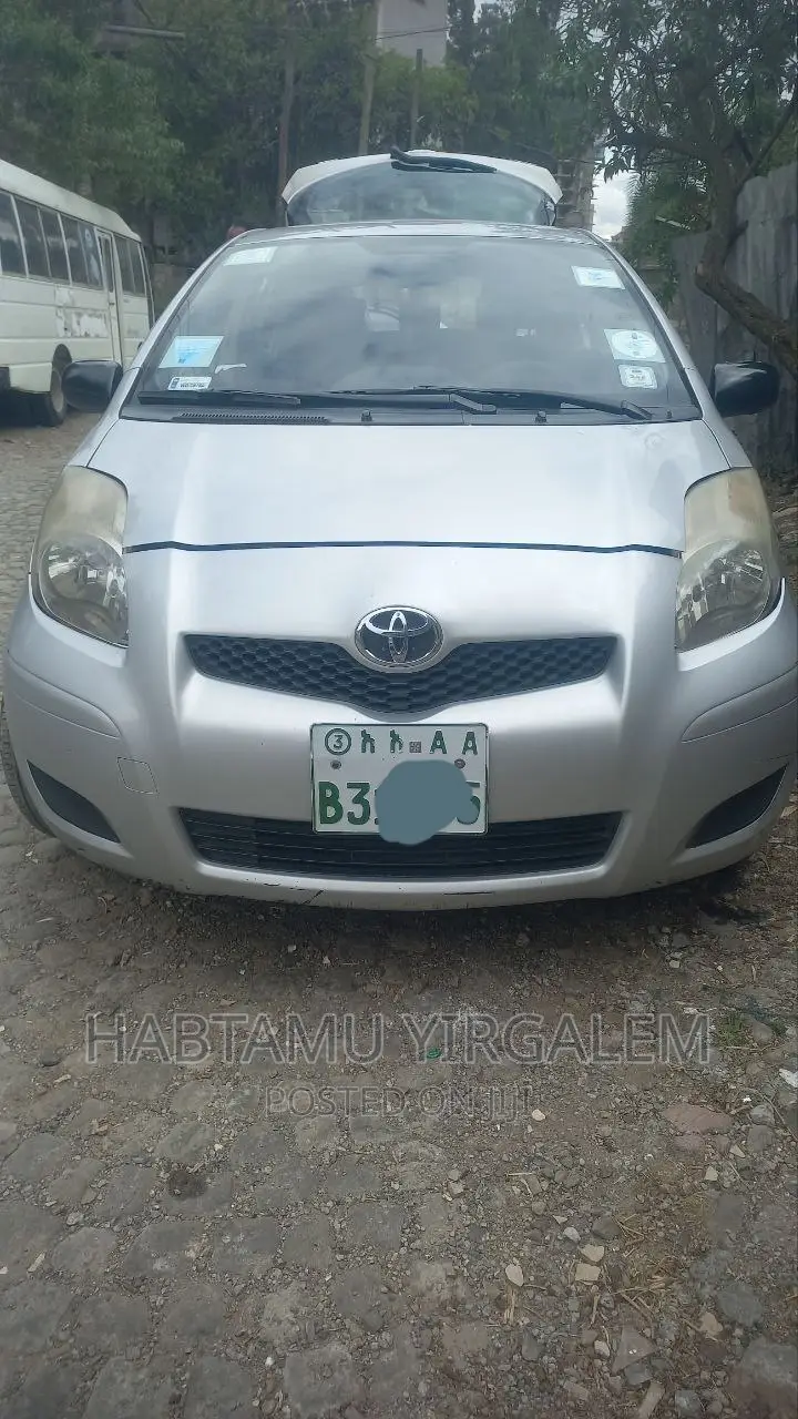 Toyota Yaris 2006 Silver