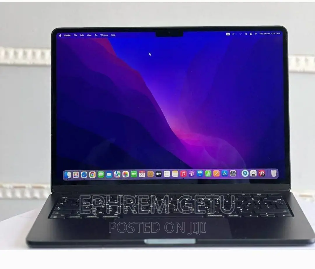 New Laptop Apple MacBook Air 2022 M2 8GB Apple M2 SSD 256GB