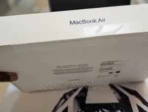 New Laptop Apple MacBook Air 2022 M2 8GB Apple M2 SSD 256GB