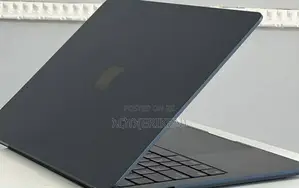 New Laptop Apple MacBook Air 2022 M2 8GB Apple M2 SSD 256GB