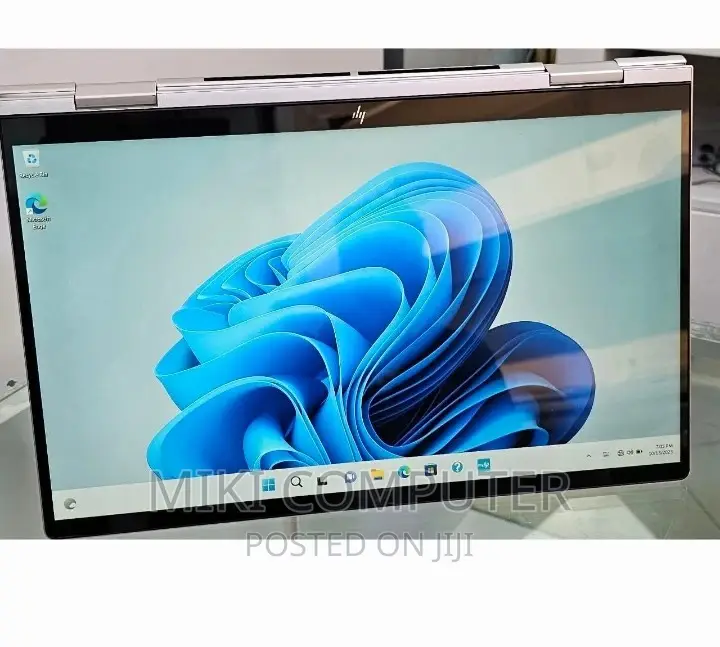 New Laptop HP Envy X360 8GB Intel Core I5 SSD 1T