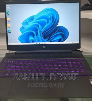 New Laptop HP Pavilion 15 8GB AMD Ryzen 5 SSD 512GB