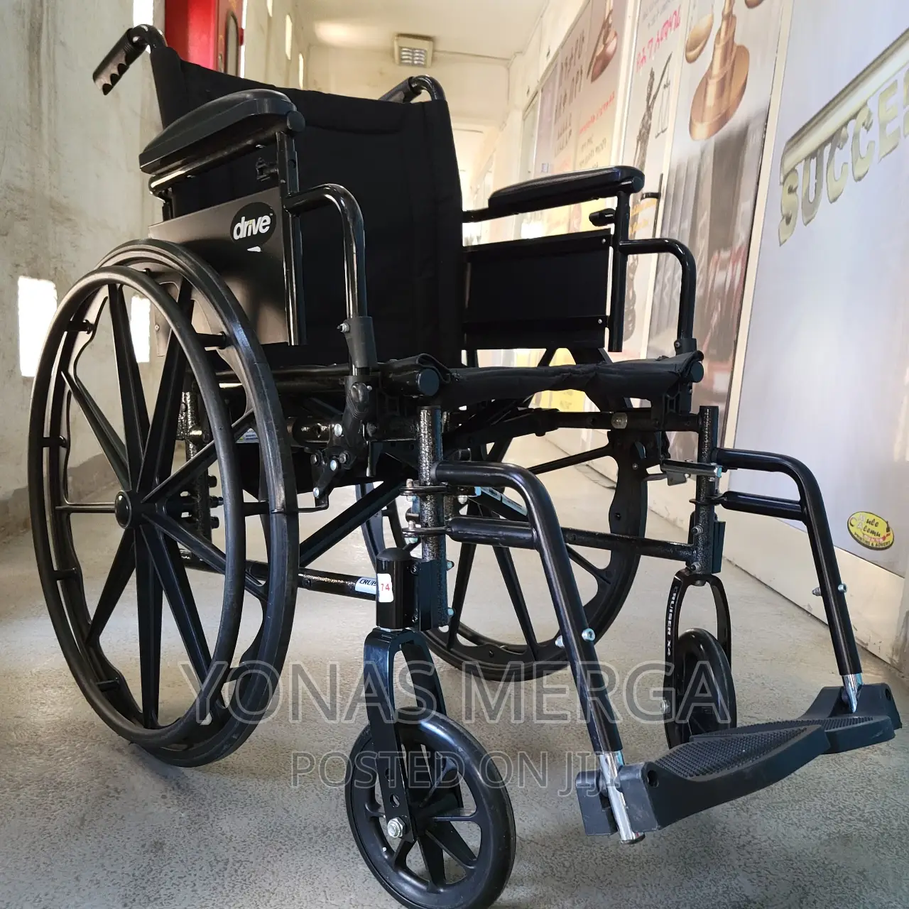 Wheelchair Also Comes With a Dual Axle and Removable