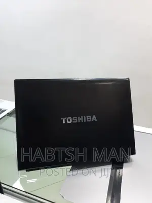 Laptop Toshiba Satellite C850 4GB Intel Core I5 HDD 500GB