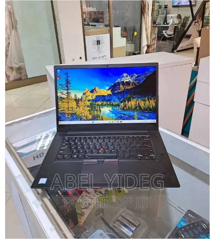 New Laptop Lenovo ThinkPad X1 Carbon 16GB Intel Core I7 SSD 512GB