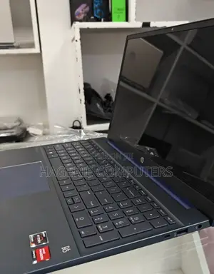 New Laptop HP Pavilion 15 8GB AMD Ryzen 5 SSD 512GB