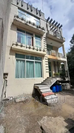 5bdrm Villa in House For Sale, Nifas Silk-Lafto for sale