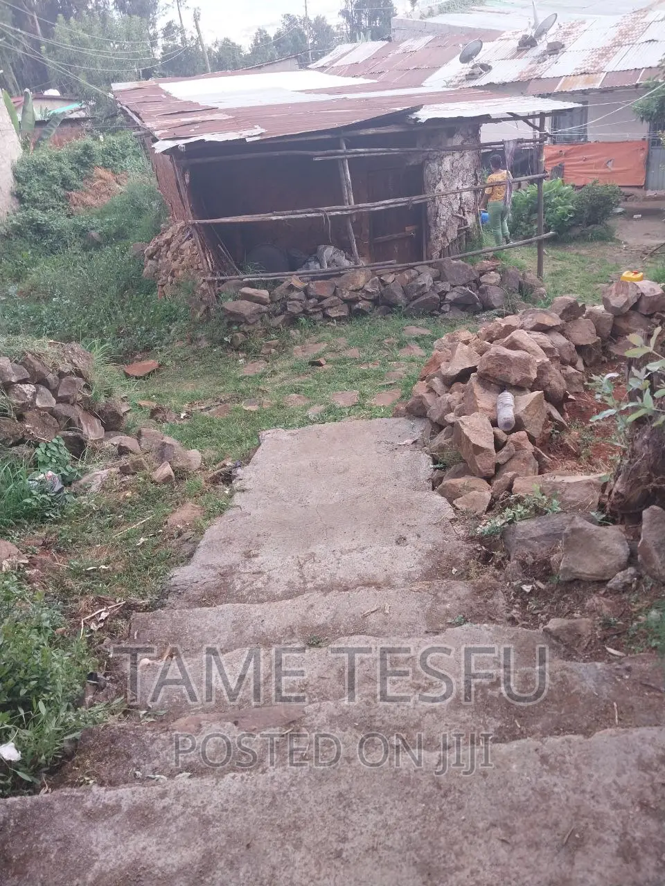 Furnished 2bdrm House in Yeka Kollejjii for sale