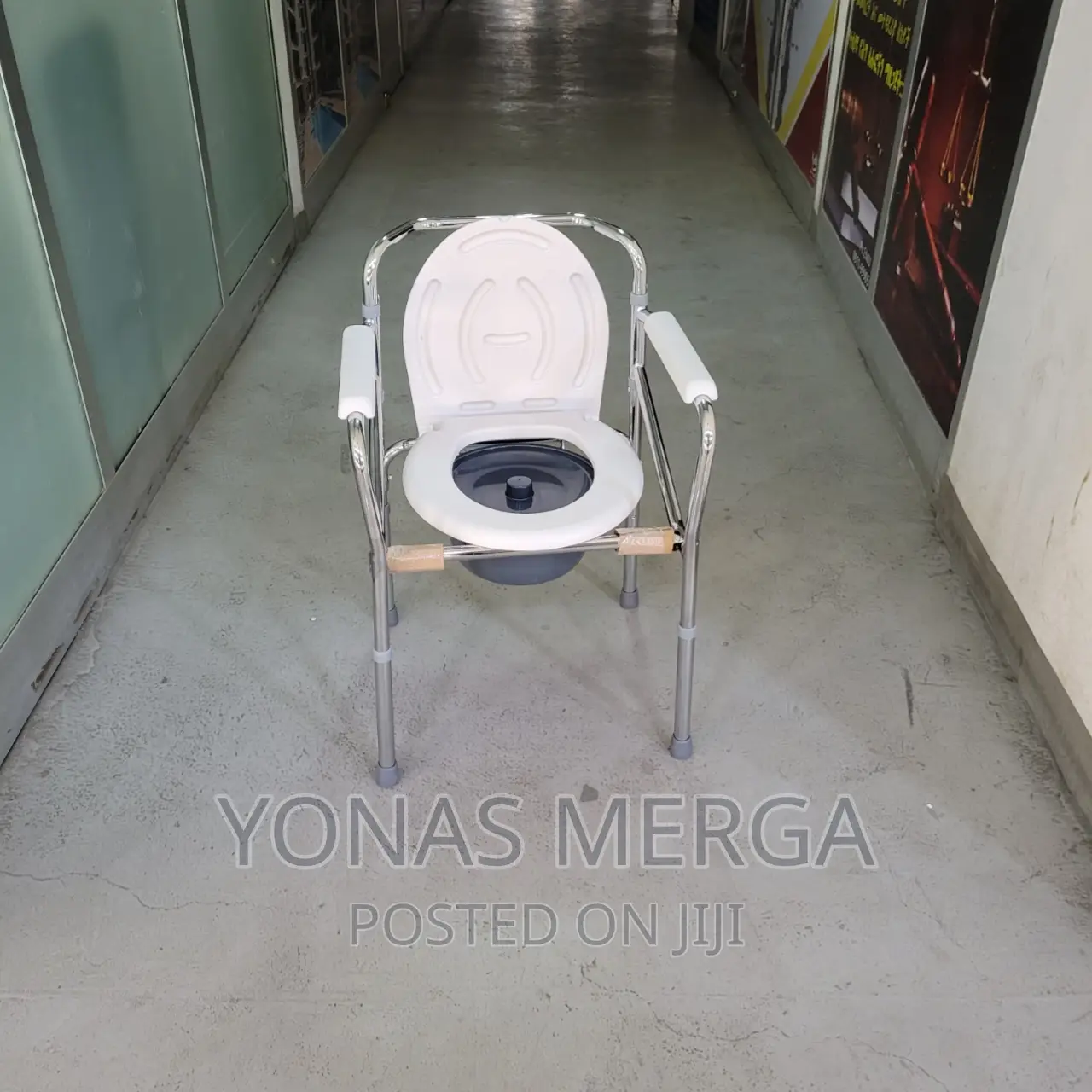Commode Chair/Toilet Chair_for Best Medical Supply Near You