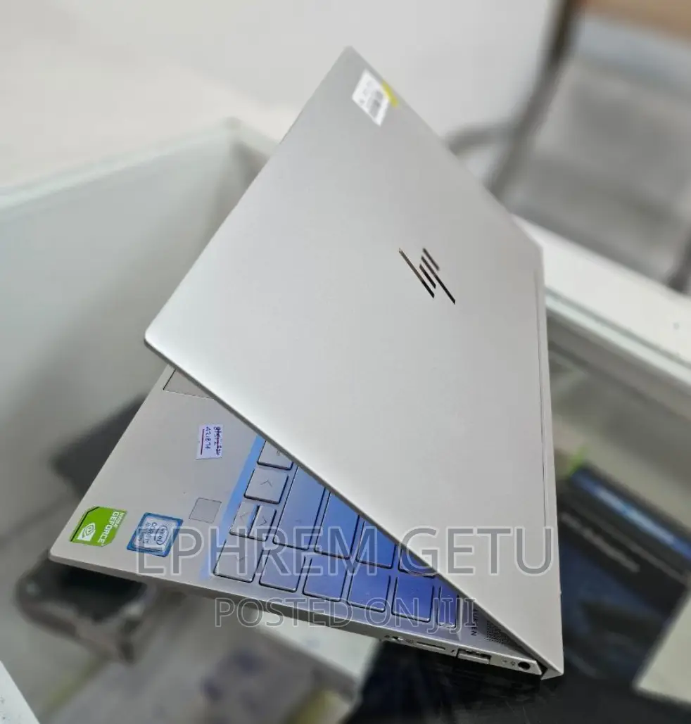 New Laptop HP Envy 14 8GB Intel Core I5 SSD 512GB