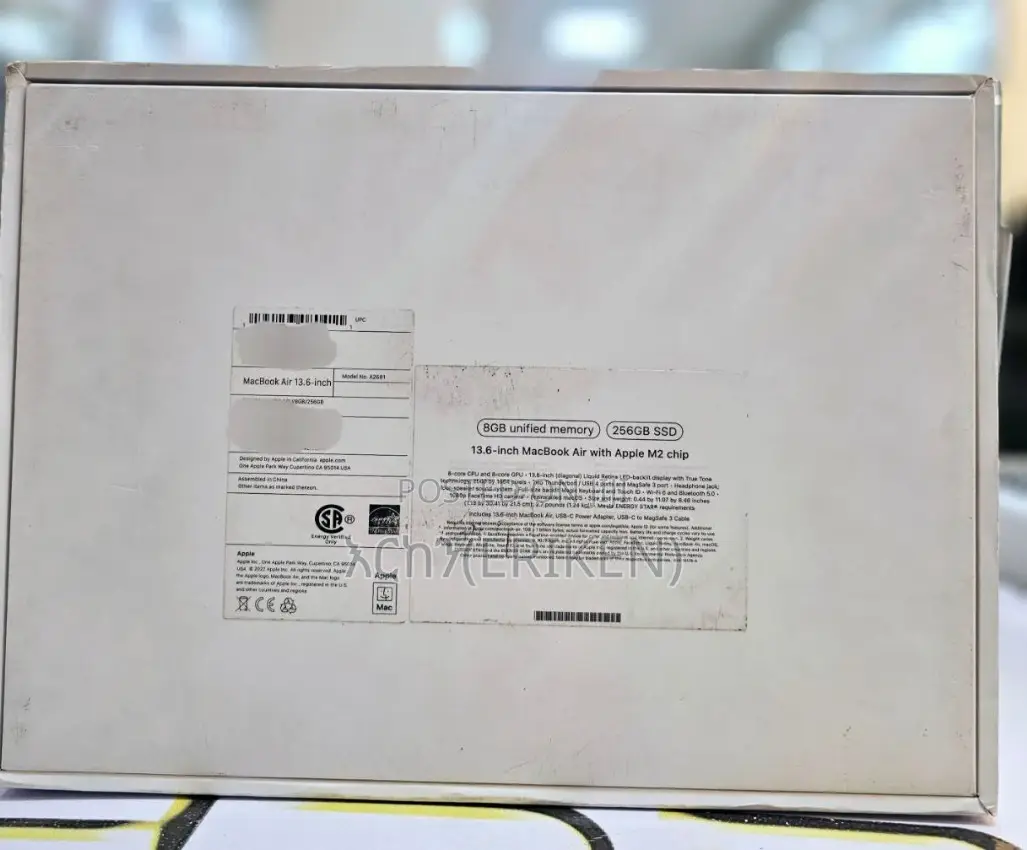 New Laptop Apple MacBook Air 2022 M2 8GB Apple M2 SSD 256GB