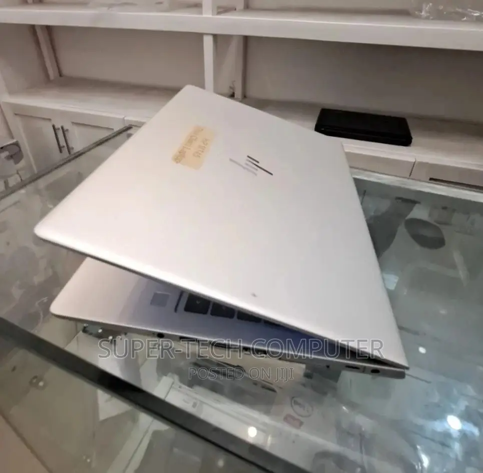 New Laptop HP EliteBook 840 8GB AMD Ryzen 3 SSD 256GB