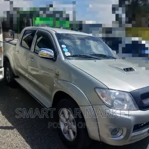 Toyota Hilux 2011 Brown