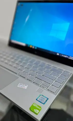 New Laptop HP Envy X360 16GB Intel Core I5 SSD 512GB