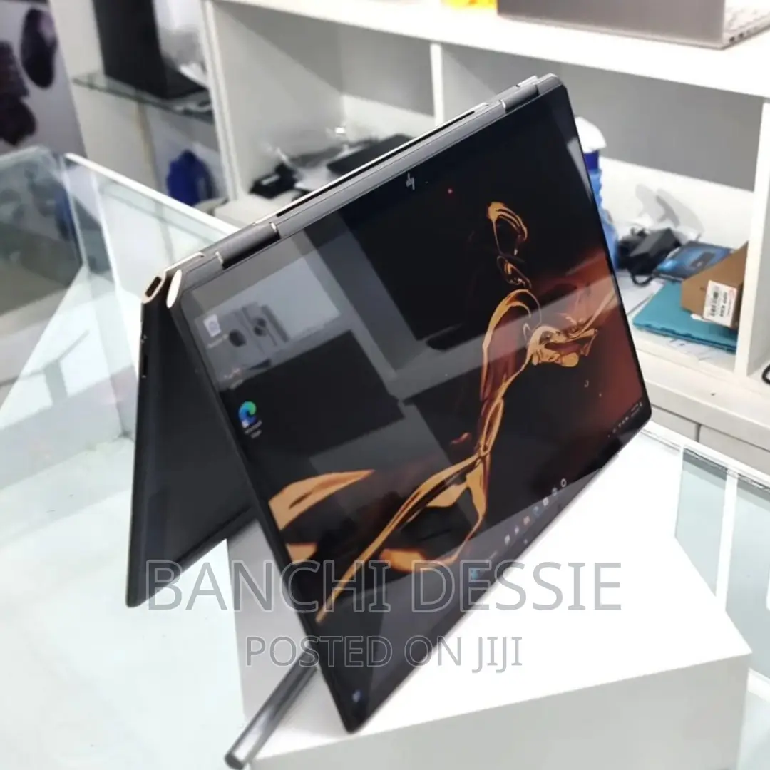 New Laptop HP Spectre 16GB Intel Core I7 SSD 512GB