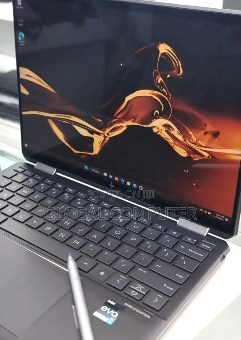 New Laptop HP Spectre 14 16GB Intel Core I7 SSD 512GB