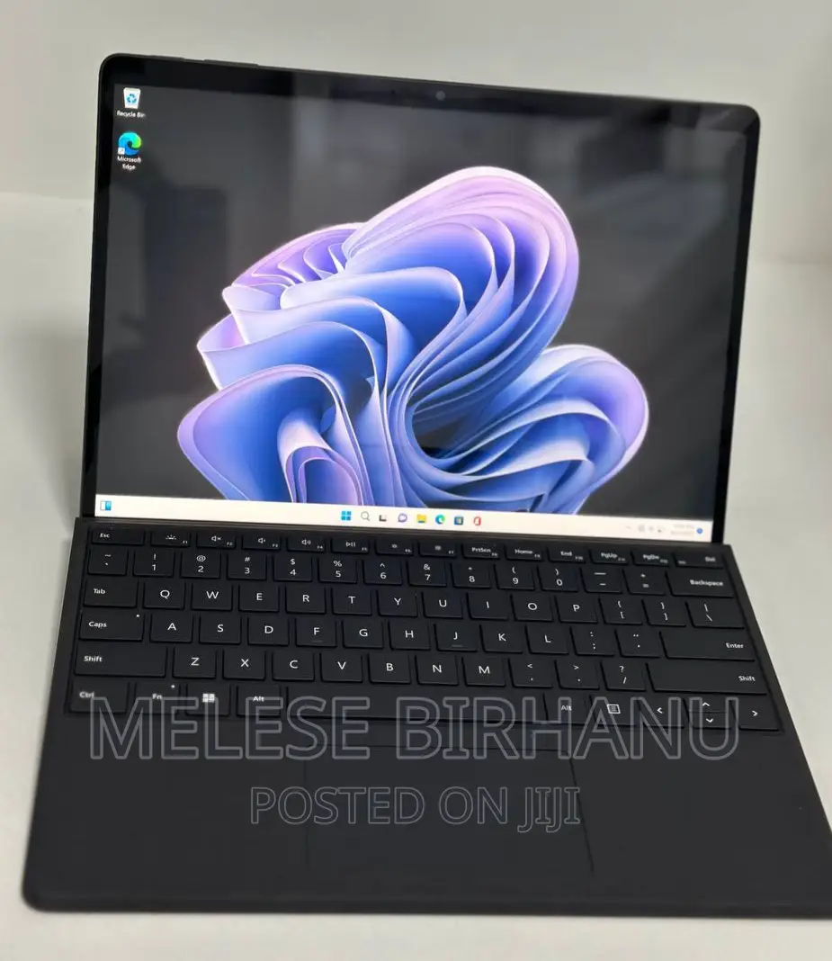 New Laptop Microsoft Surface Pro 9 16GB Intel Core I5 SSD 512GB