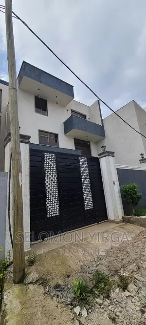 4bdrm House in አድስ አበባ, Bole for sale