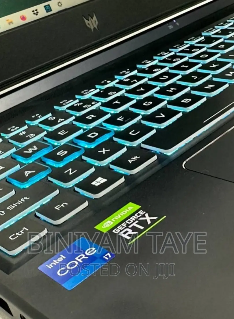 New Laptop Acer Predator Helios 300 16GB Intel Core I9 SSD 1T