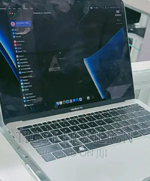 New Laptop Apple MacBook Pro 2019 8GB Intel Core I5 SSD 128GB