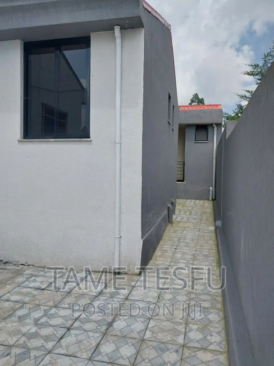Furnished 3bdrm Villa in Yeka Kotobe for sale