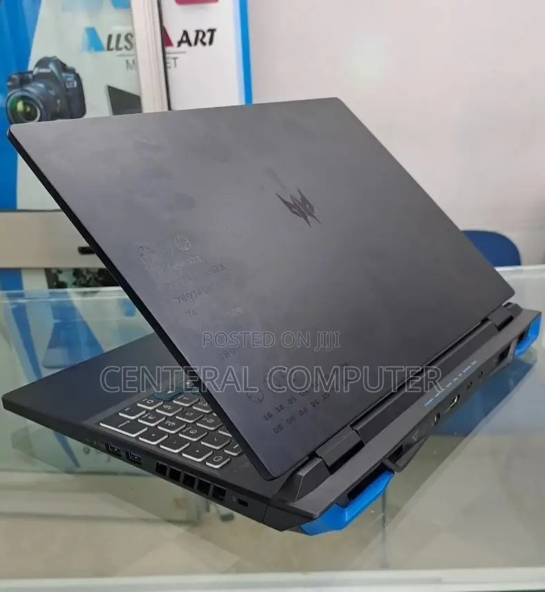 New Laptop Acer Predator Helios 300 16GB Intel Core I9 SSD 1T