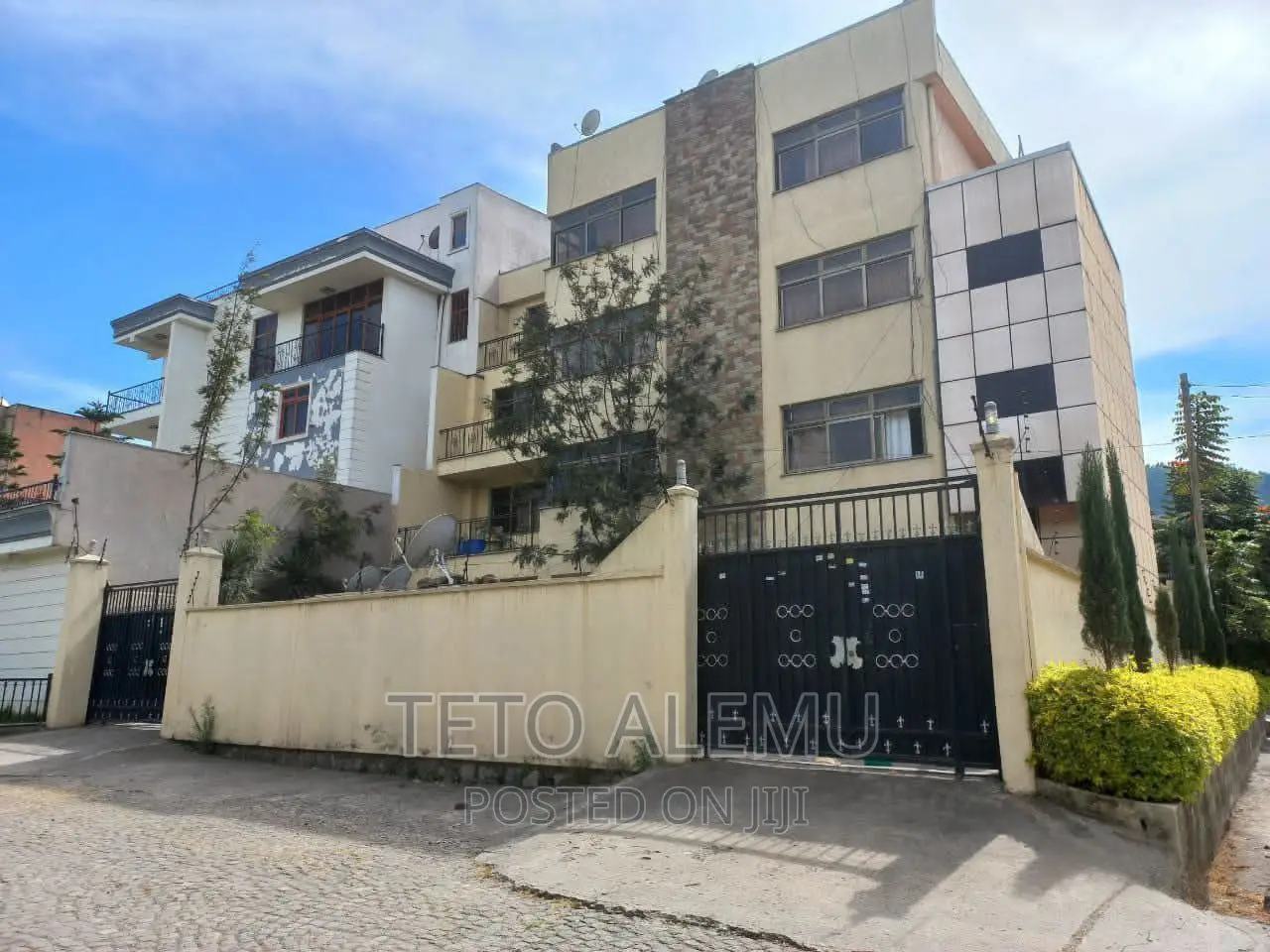 Furnished 5bdrm House in House For Sae, Kolfe Keranio for sale