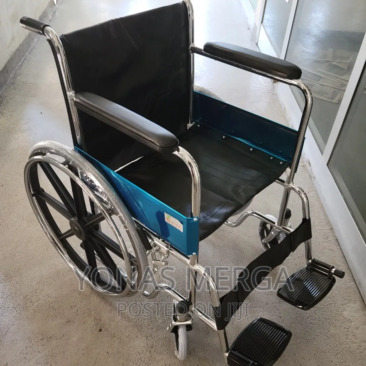 እቃ መያዣ ኪስአለዉ/Wheelchair/Wheelchair/Wheelchair