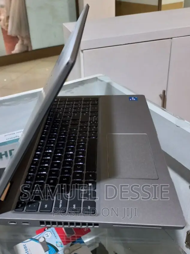 New Laptop Dell Latitude E5520 32GB Intel Core I7 SSD 512GB