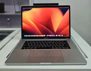 New Laptop Apple MacBook Pro 2017 16GB Intel Core I7 SSD 256GB